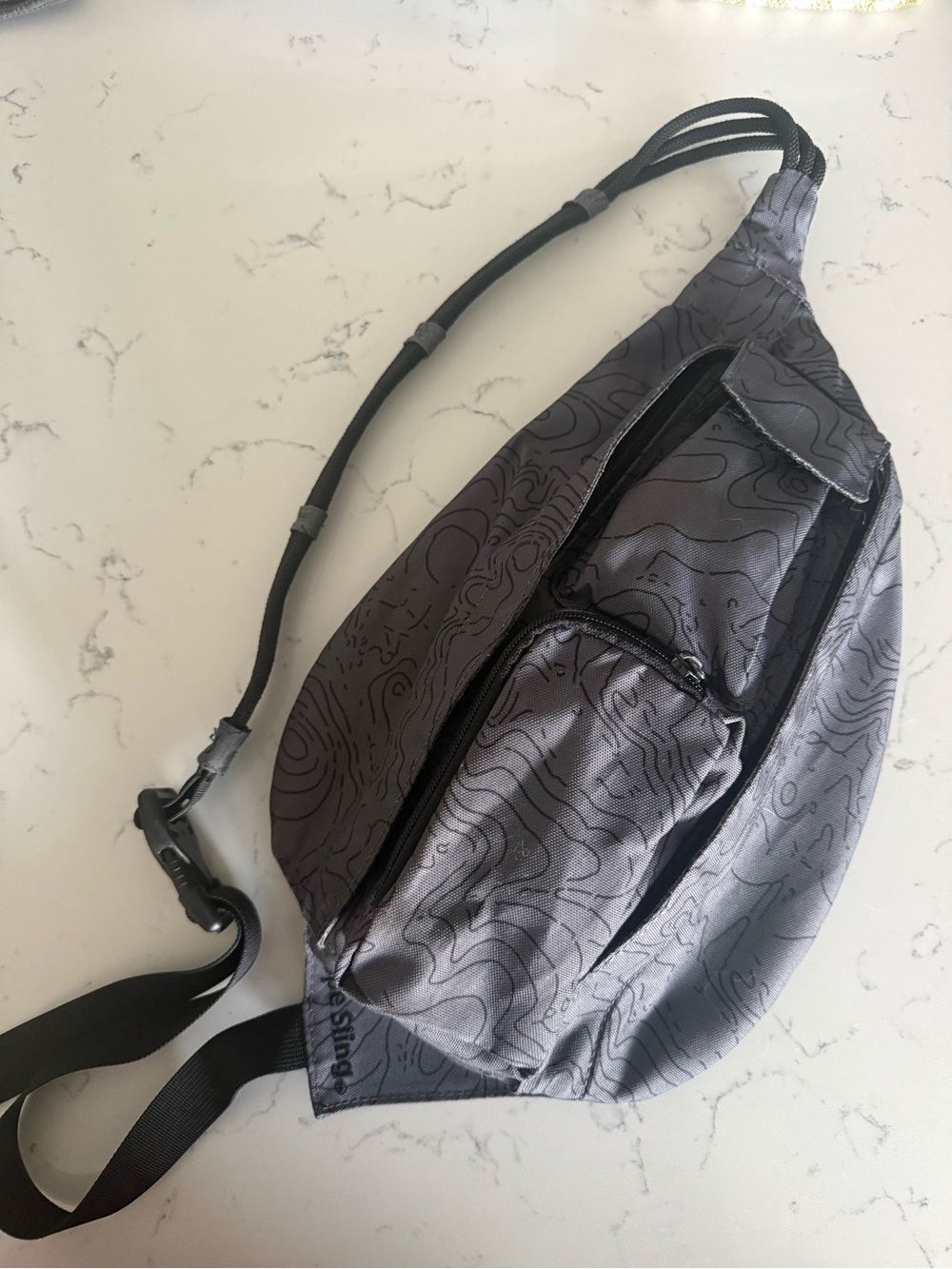 Kavu rope sling bag grey black topo mini
